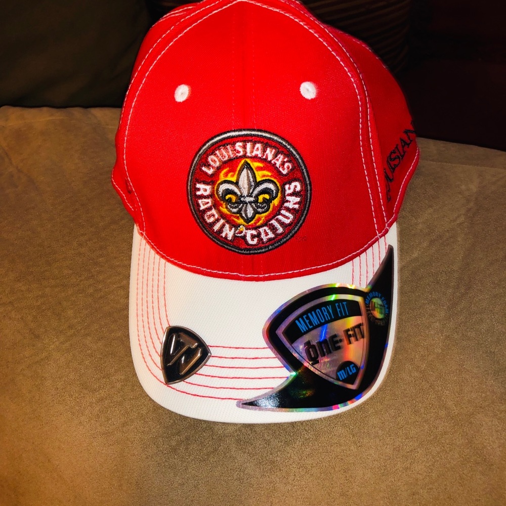 Red ragin Cajun hat
